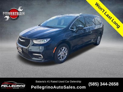 Used 2022 Chrysler Pacifica Touring
