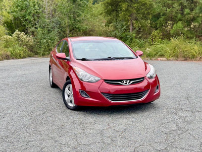 Used 2011 Hyundai Elantra GLS w/ Navigation Pkg 4