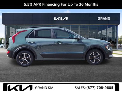 New 2025 Kia Niro EX