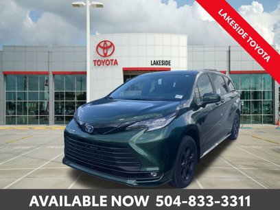 New 2025 Toyota Sienna XLE Woodland Edition