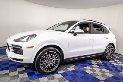 Used 2022 Porsche Cayenne w/ Premium Package