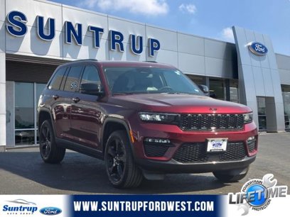 Used 2023 Jeep Grand Cherokee Limited w/ Black Appearance Package