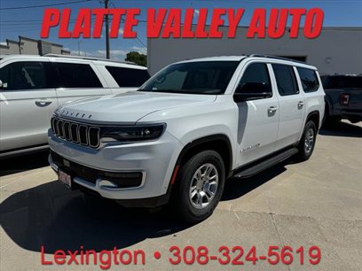 New 2024 Jeep Wagoneer L 4WD w/ Convenience Group I