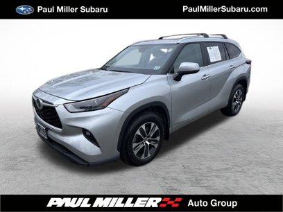 Used 2022 Toyota Highlander XLE