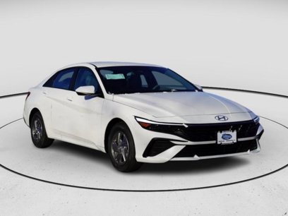 New 2025 Hyundai Elantra SEL