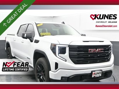 Used 2025 GMC Sierra 1500 Elevation w/ Elevation Premium Package