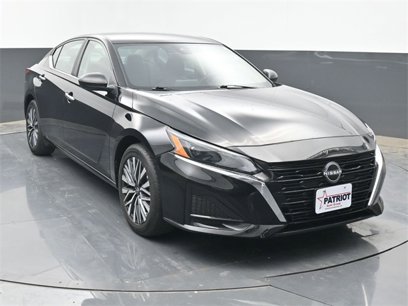 Used 2025 Nissan Altima 2.5 SV