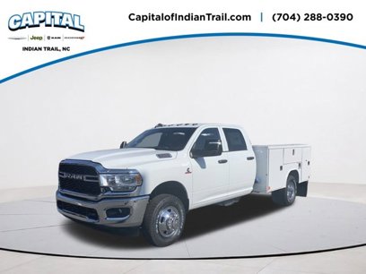 New 2024 RAM 3500 Tradesman w/ Chrome Appearance Group
