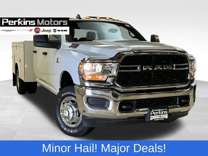 New 2024 RAM 3500 Tradesman w/ Chrome Appearance Group