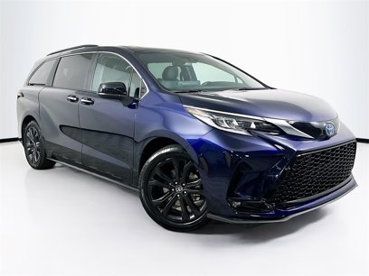Used 2022 Toyota Sienna XSE