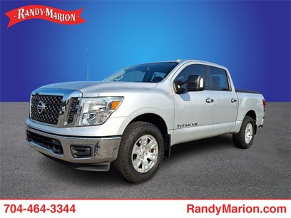 Used 2018 Nissan Titan SV w/ SV Convenience Package