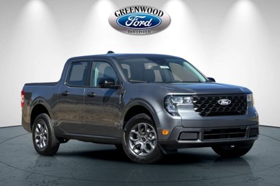 New 2025 Ford Maverick XLT w/ XLT Luxury Package