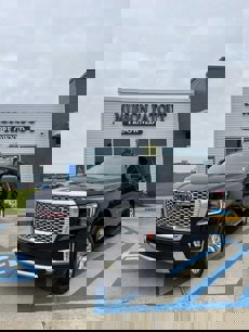 Used 2023 GMC Yukon XL Denali
