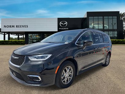 Used 2021 Chrysler Pacifica Touring