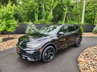 Certified 2023 Volkswagen Tiguan SE R-Line