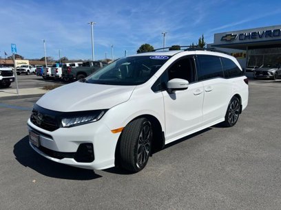 Used 2025 Honda Odyssey Elite