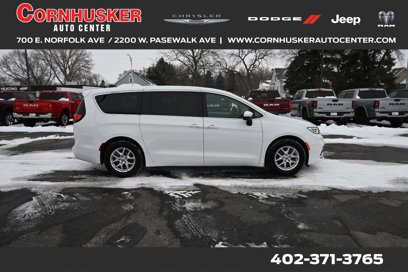 Certified 2023 Chrysler Pacifica Touring-L