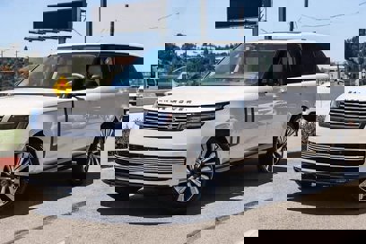 New 2024 Land Rover Range Rover SV