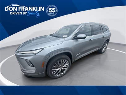 New 2025 Buick Enclave Avenir w/ LPO, Floor Liner Package
