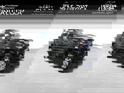 New 2025 Toyota Tacoma SR5