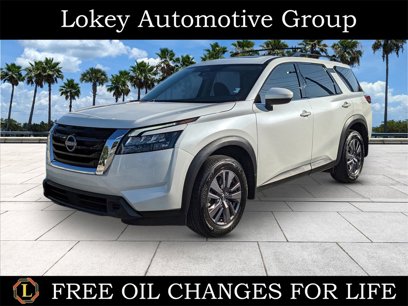 Used 2023 Nissan Pathfinder SV w/ SV Premium Package