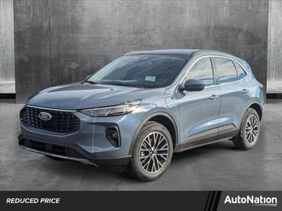 New 2025 Ford Escape SE w/ PHEV Premium Package