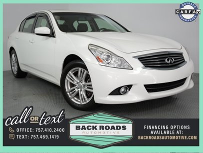 Used 2013 INFINITI G37 x w/ Premium Pkg