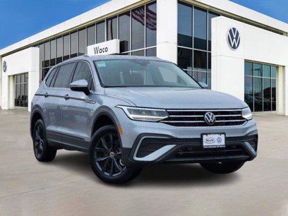 New 2024 Volkswagen Tiguan SE
