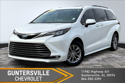 Used 2024 Toyota Sienna XLE