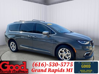 Used 2022 Chrysler Pacifica Limited