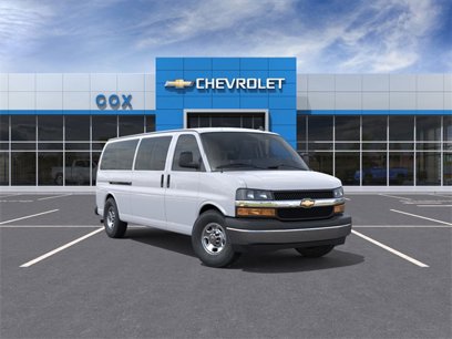 New 2025 Chevrolet Express 3500 LT