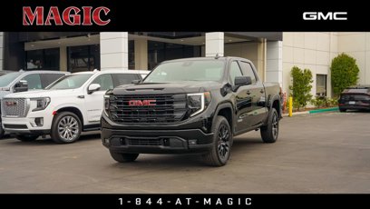 New 2025 GMC Sierra 1500 Elevation