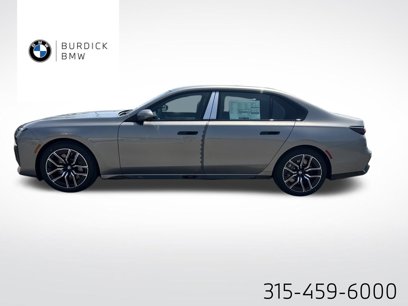 New 2025 BMW 760i xDrive w/ Executive Package