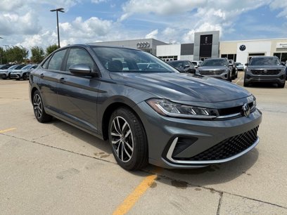 New 2025 Volkswagen Jetta SE