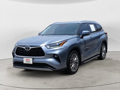Used 2022 Toyota Highlander Platinum