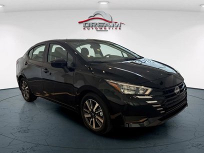 New 2025 Nissan Versa SV w/ Trunk Package