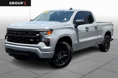 Used 2025 Chevrolet Silverado 1500 Custom