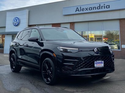 New 2025 Volkswagen Tiguan SE R-Line