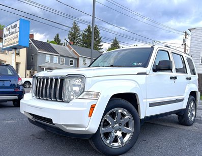 Used 2012 Jeep Liberty Limited w/ Tire & Wheel Group
