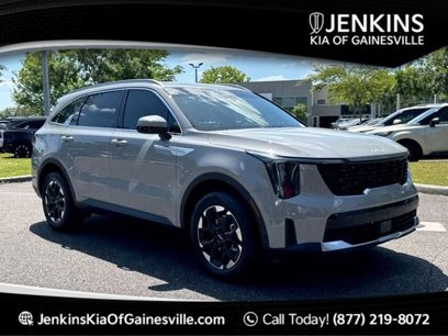 New 2025 Kia Sorento S