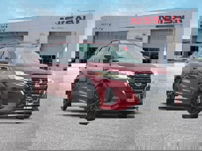 Used 2022 Nissan Kicks SR w/ Premium Package