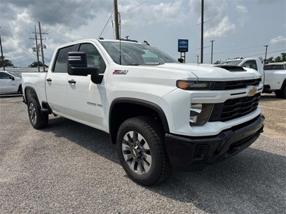New 2025 Chevrolet Silverado 2500 Custom w/ Custom Value Package