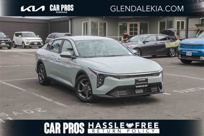 Certified 2025 Kia K4 LXS
