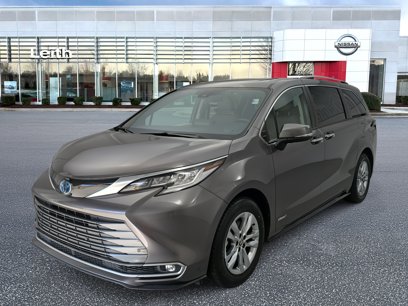 Used 2021 Toyota Sienna Limited