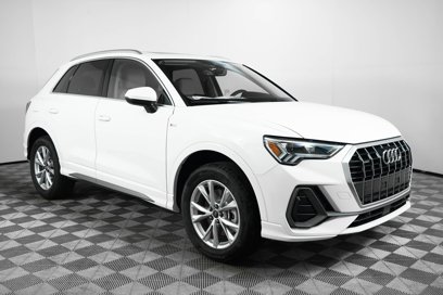 New 2025 Audi Q3 2.0T Premium Plus