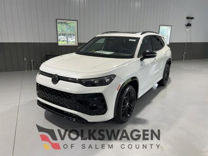 New 2025 Volkswagen Tiguan SE R-Line
