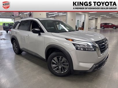 Used 2024 Nissan Pathfinder S