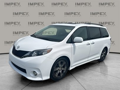 Used 2013 Toyota Sienna SE