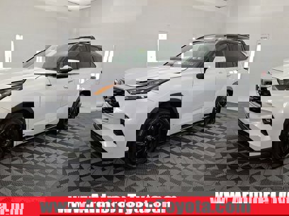 Used 2023 Toyota Highlander XLE