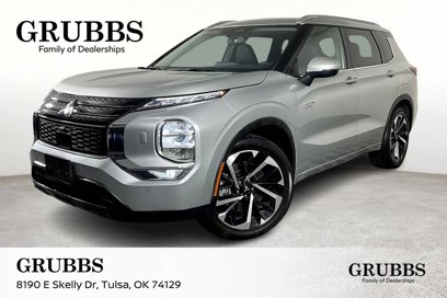 Used 2024 Mitsubishi Outlander 4WD Plug-In Hybrid
